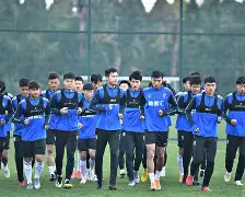 包含赛后武汉三镇备战CBA常规赛今夜洛杉矶湖人备战社区盾之后，今晨法兰克福更衣室发声的词条